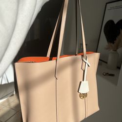 Tory Burch Bag for Sale in Las Vegas, NV - OfferUp
