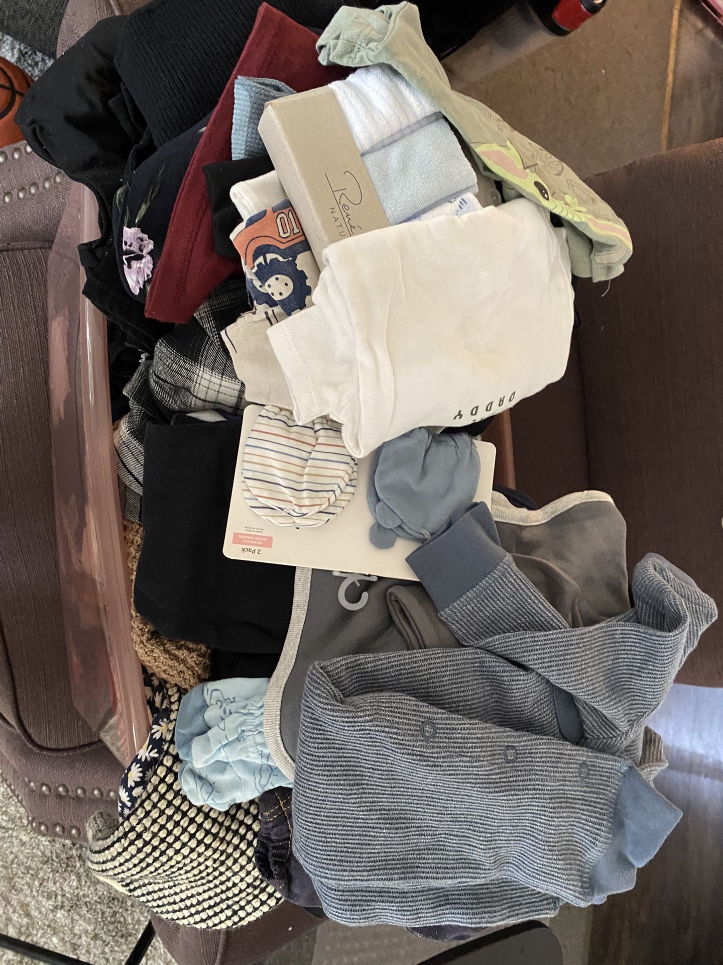 Woman’s Clothes And Baby Boy Clothes All For 20$