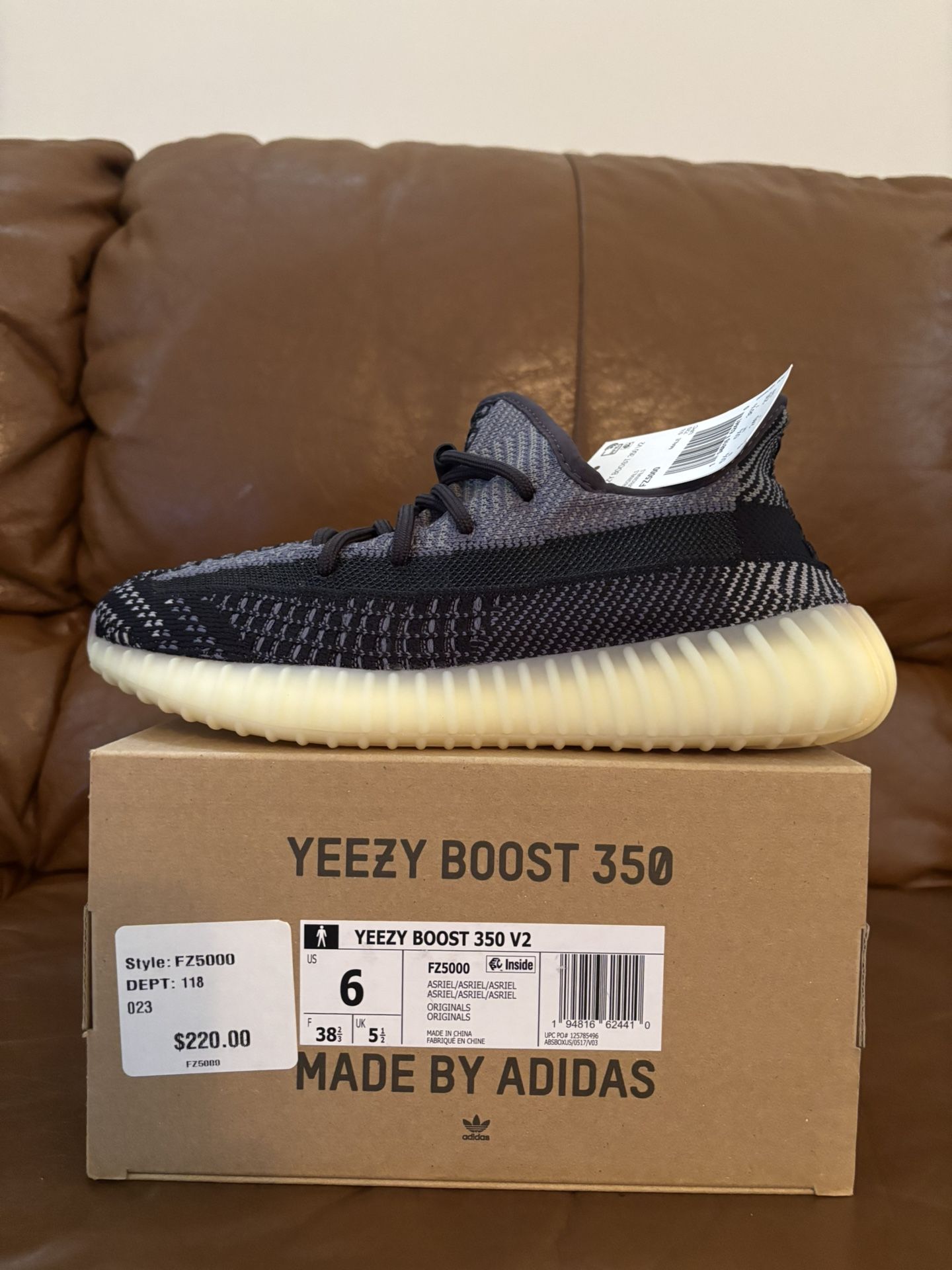 Yeezy 350 Carbon Sz 6