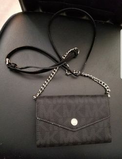 Michael kors wallet size purse