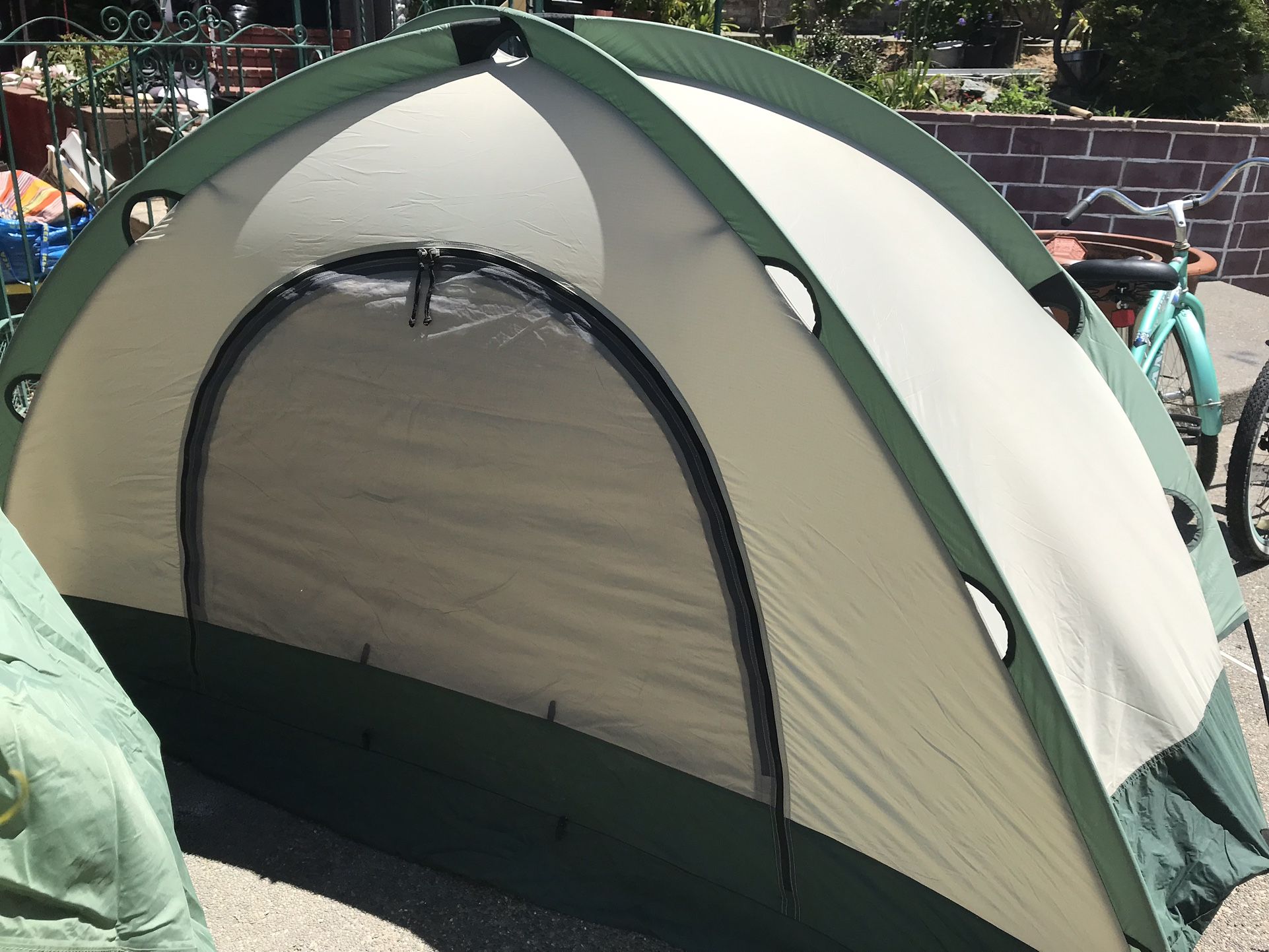 The North Face Tent NEBULA 2-3 Person 3-4 Season for Sale in