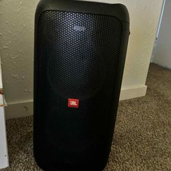 JBL Partybox 100 