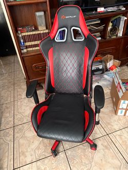 Gaming chair $100 obo