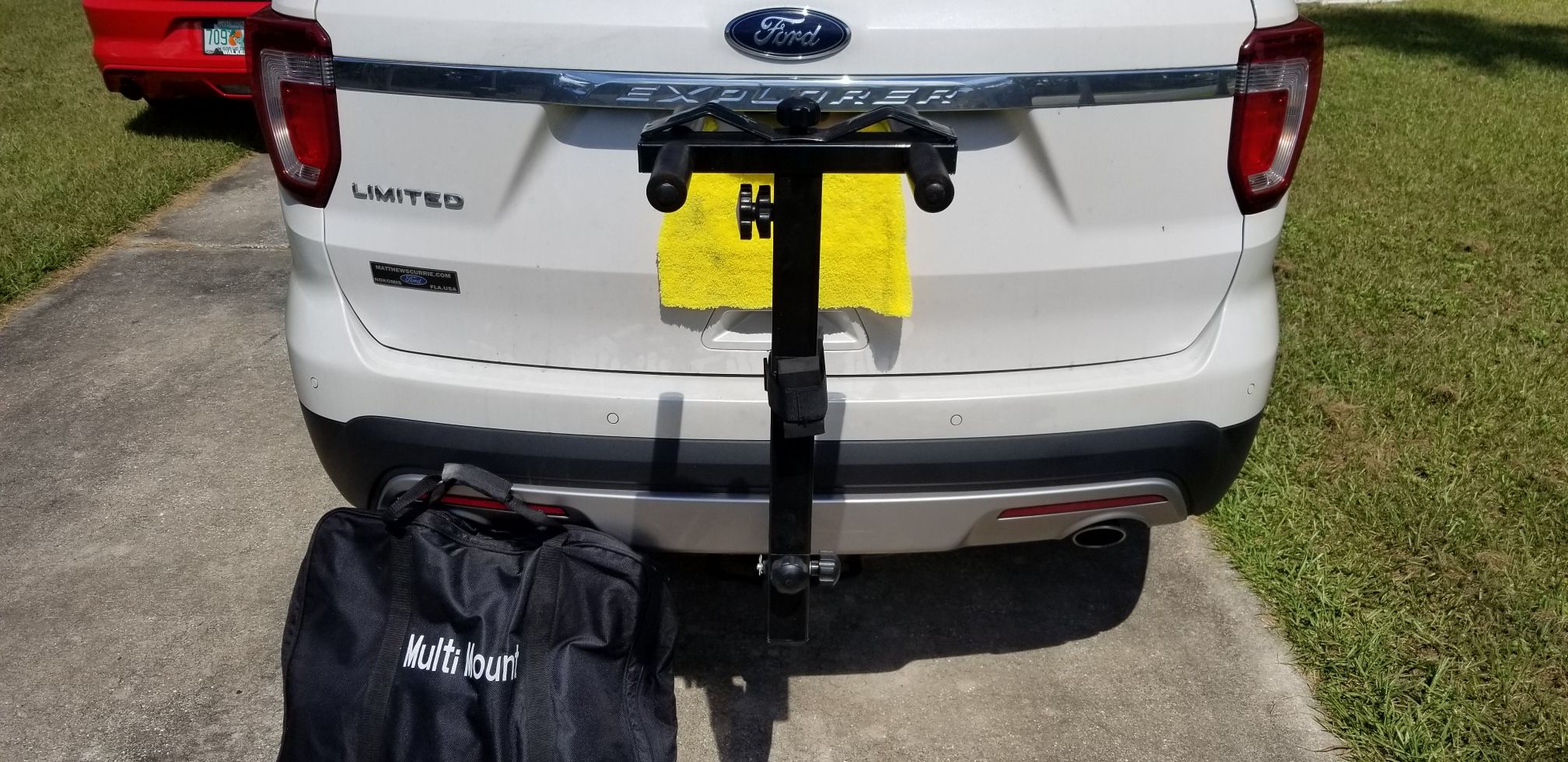 Hitch Bike Rack with table and umbrella