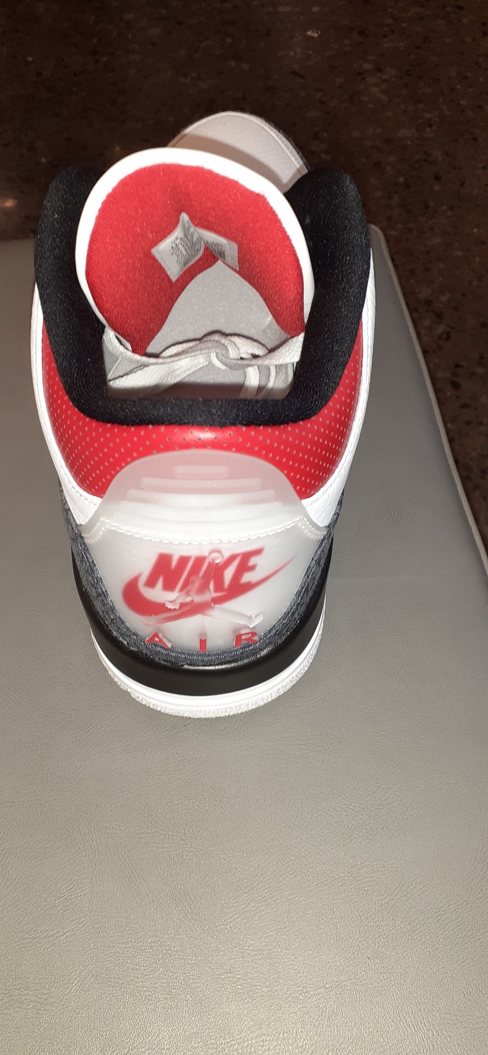 AIR JORDAN RETRO DENIM SIZE 10 BRAND NEW IN THE BOX DEADSTOCK