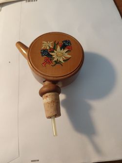 Vintage Musical Bottle Pourer