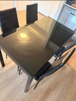 Black Rentangle Table