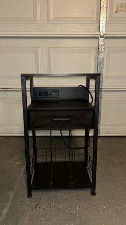 Record Player Stand w/ Built-In Outlet
