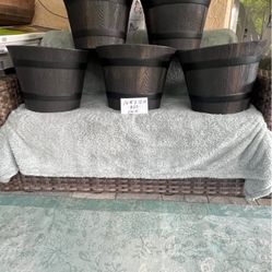 Beautiful plastic flower pots