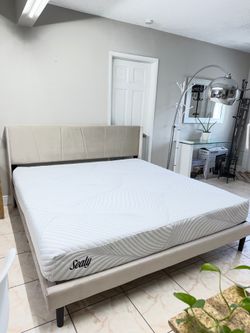 BEAUTIFUL KING SIZE BED FRAME WITH MATTRESS INCLUDED