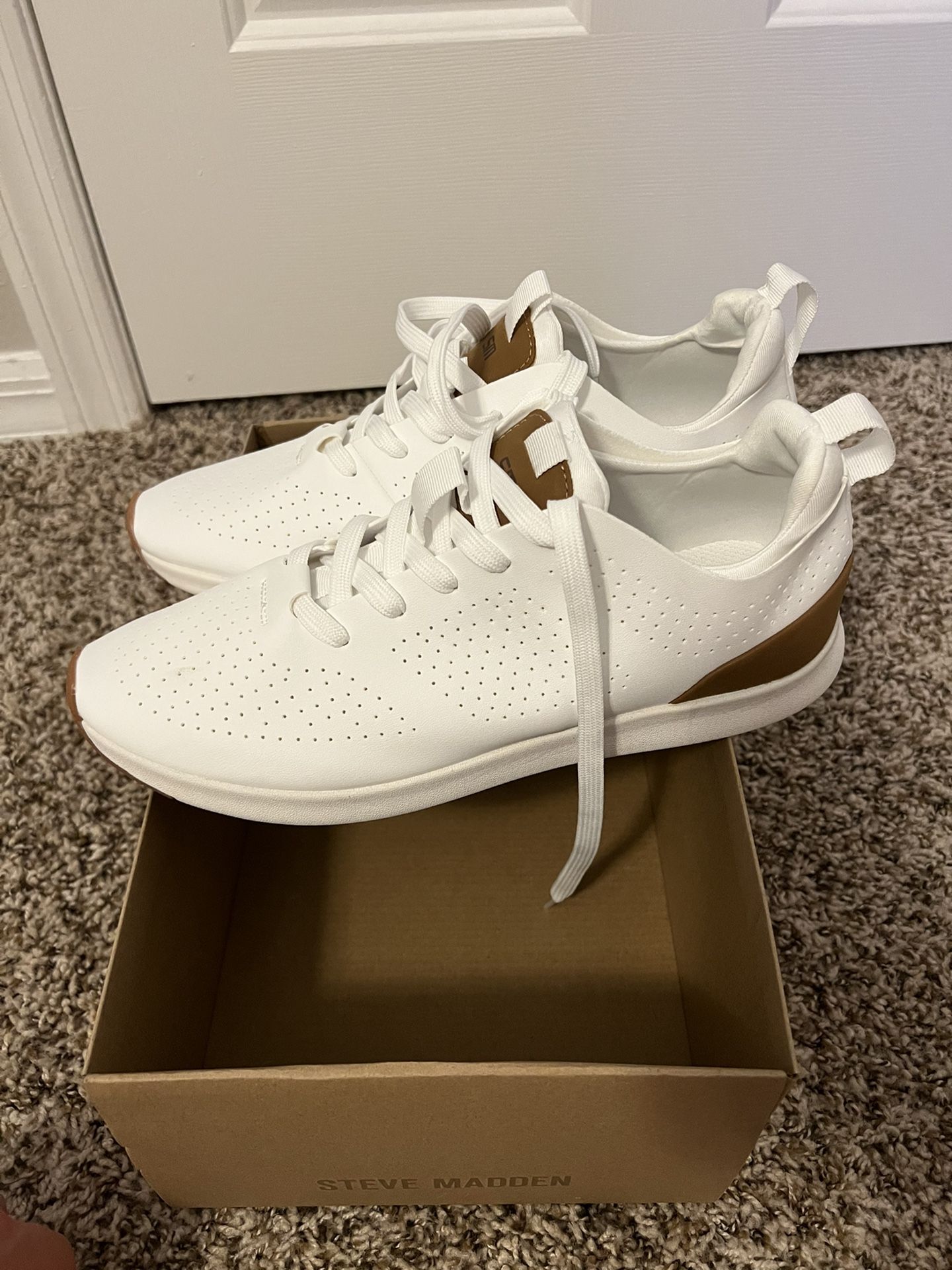 Steve Madden P-Brixx Sport Sneaker