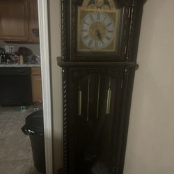 Grandfather Clock 