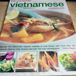 The Complete Vietnamese Cookbook 