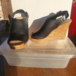 WomensShoeS 6.5
