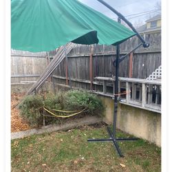 Crank up Umbrella with solar lights