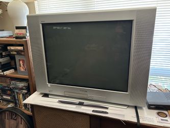 Vintage 27” Sony Trinitron CRT TV