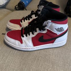 Air Jordan 1 Retro High OG 555088 123