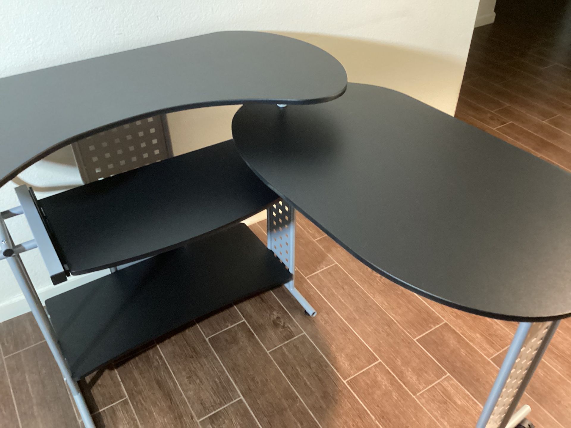 OneSpace Regallo Expandable L-Shaped Computer Desk, Black - NEW!