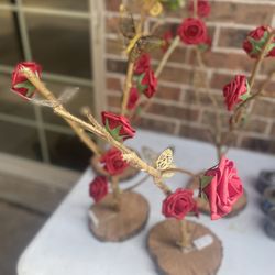 Quinceañera Center Pices Dark Red Rosas With Butterfly  And Light 