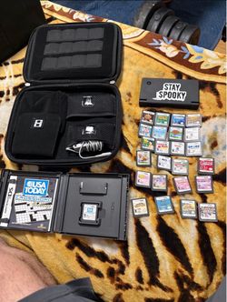 Dsi With 25 Ds Games Plus Charger And Dsi accessories