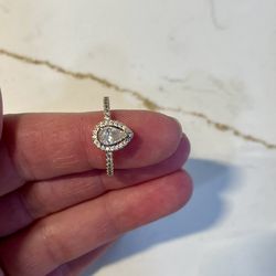 Pandora Ring Like New!