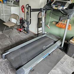 Nautilus Strike Zone Treadmill