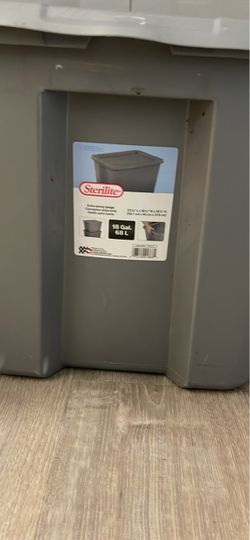 18 Gls moving plastic box $5