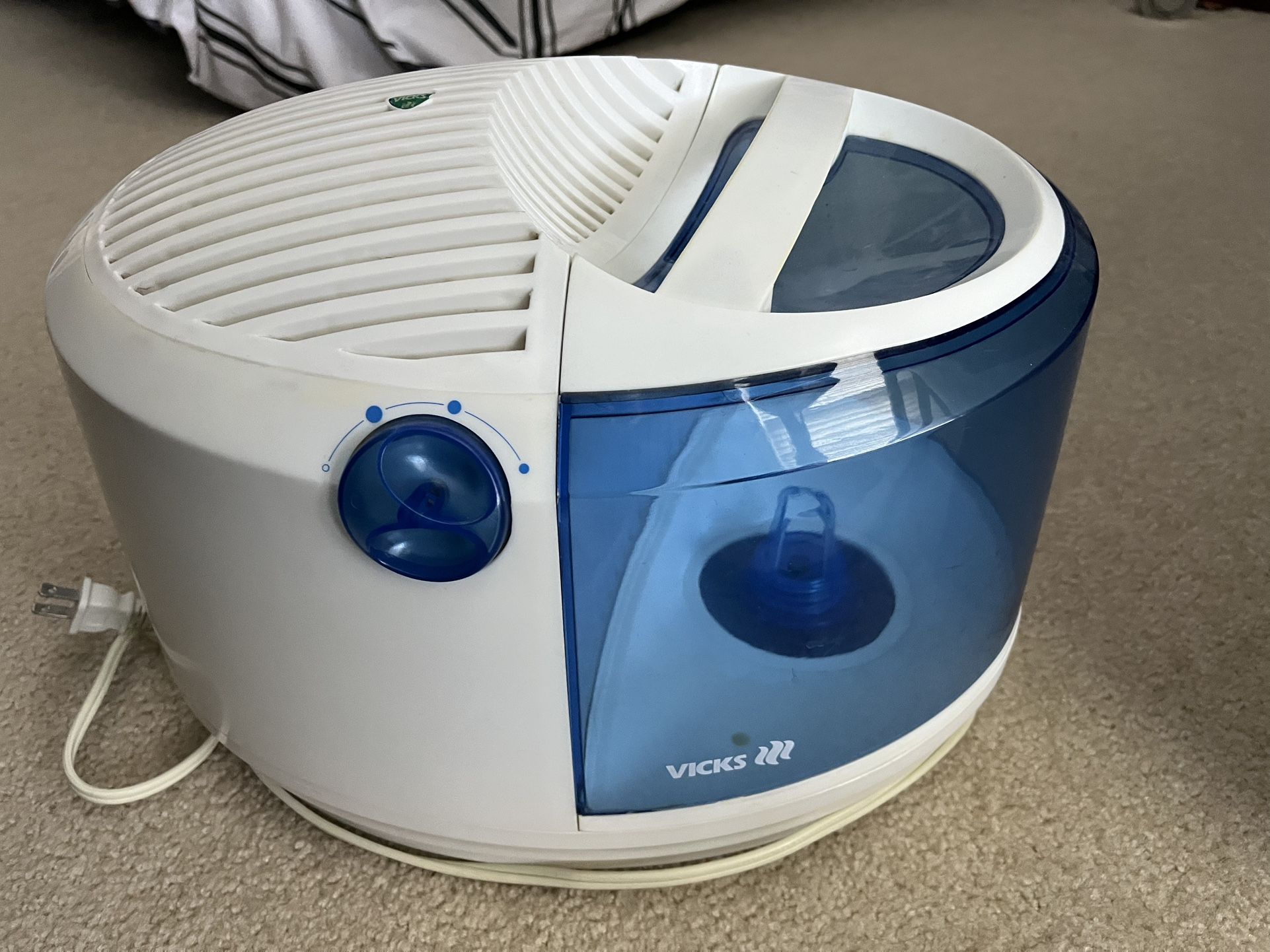 Vicks Cool Mist Humidifier