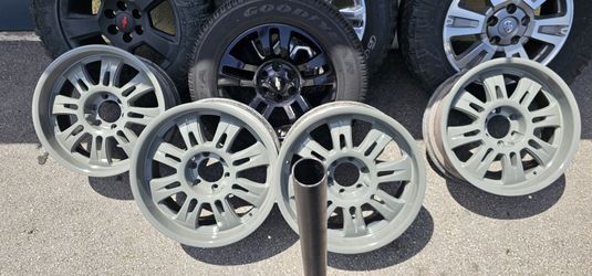 Toyota Tacoma Wheel 20"