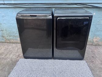 Samsung Black Top-Load Washer and Dryer Set