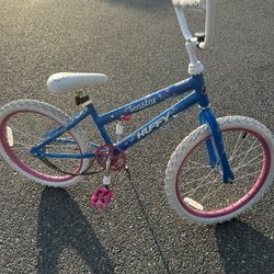 Like new 20 inch girls bike