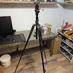 Tripod