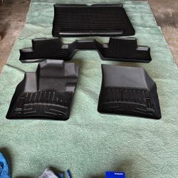 Weather Tech Floor Mats 2021 Volvo Xc40