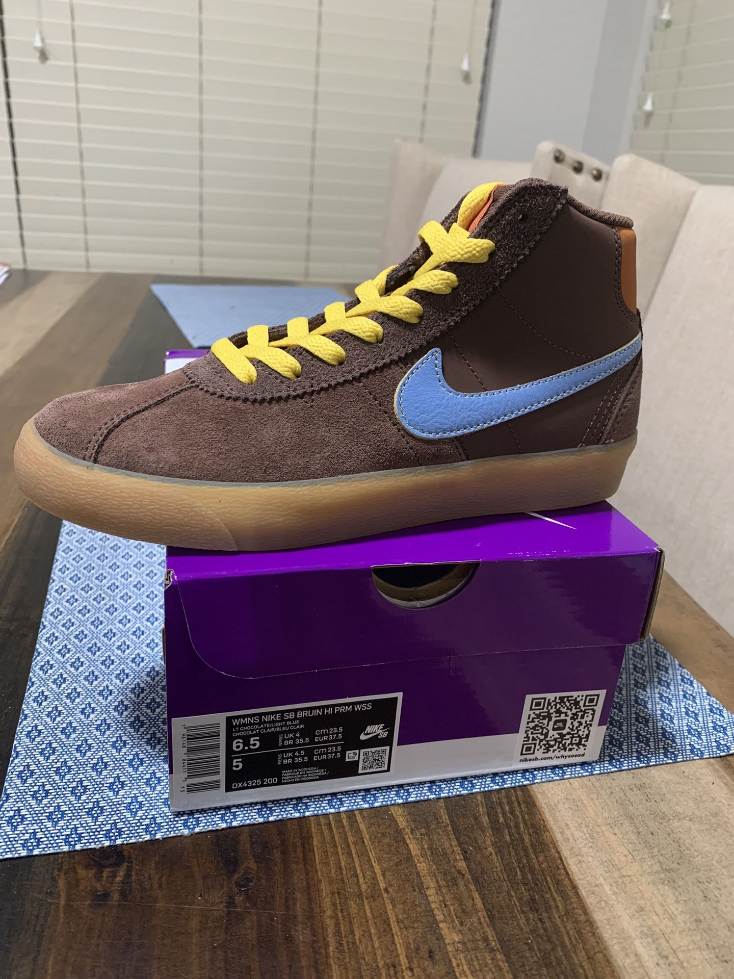 Nike SB Bruin Hi PRM Why So Sad Wmns