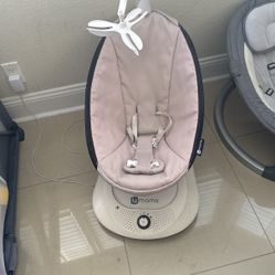 4mom Swing MamaRoo Swing 