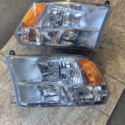 Dodge 1500 Headlight Housing