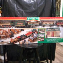Original Vintage New Bright Wintersville Express Animated Electric Train Set.A Popular Vintage Holliday Collectible . With Box 1998.