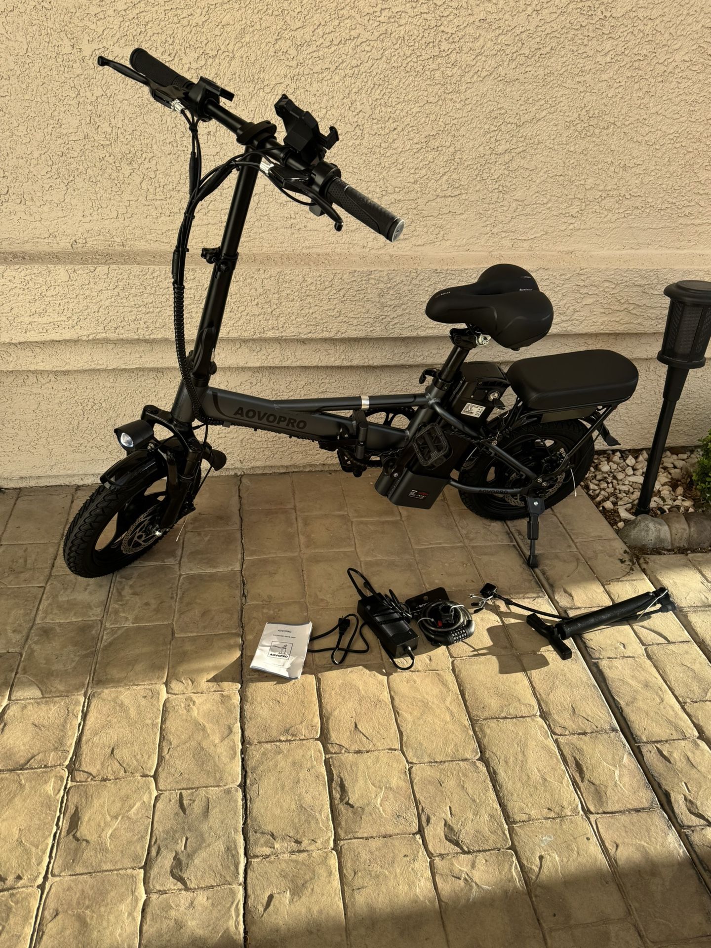 AOVOPRO EB60 Black Electric Bike 500W 48V, 14' Mini Ebike for City Commuter, Folding Electric Bicycle for Adult with Two Seats