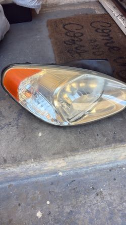 Brand New Headlight for Hyundai