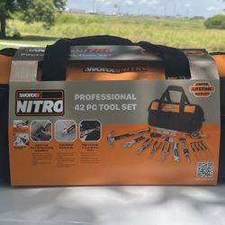 42 Piece Tool Set
