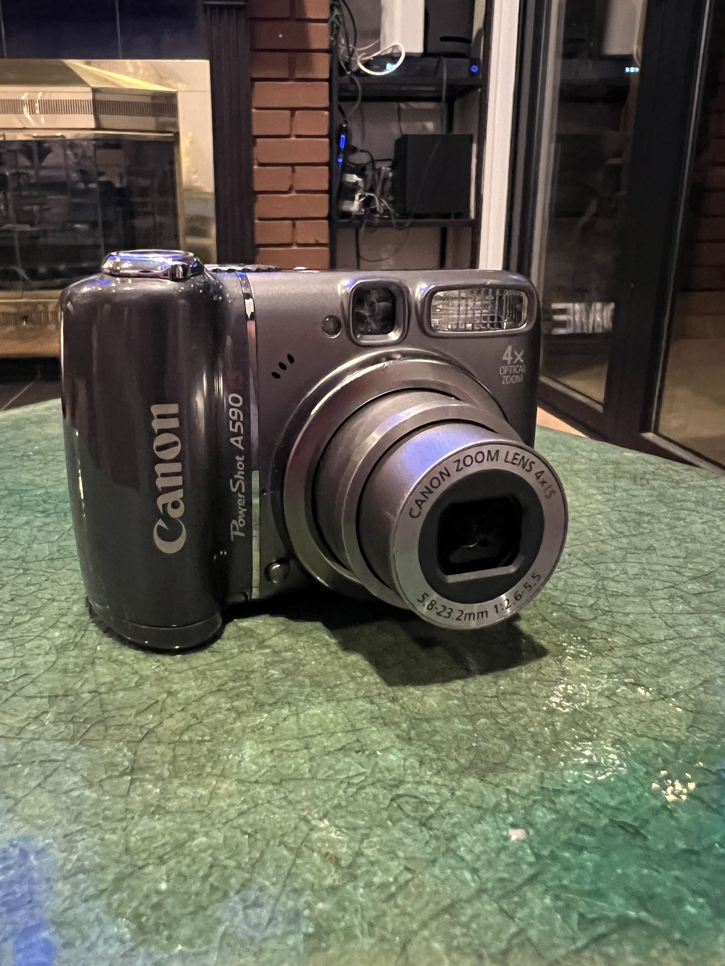 canon powershot A590 is