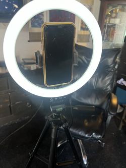 Ring Light With Tripod, Remote Control, Leveler, Chord And Extension