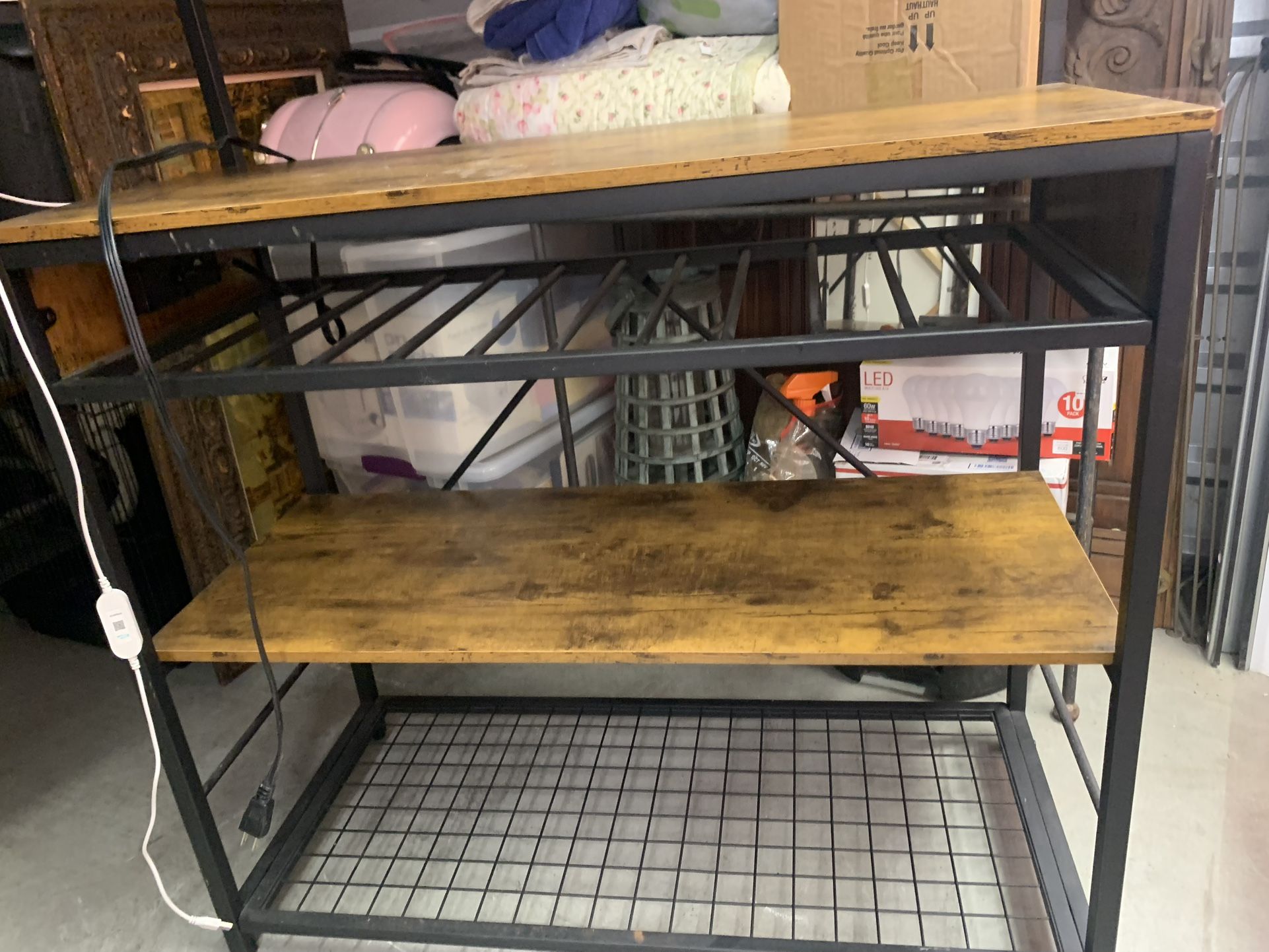 Bakers Rack/shelves/workstation/kitchen rack/Bakers station