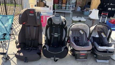 4513 queen angel ct  89110  Friday Saturday and Sunday sale  from 8am to  4pm