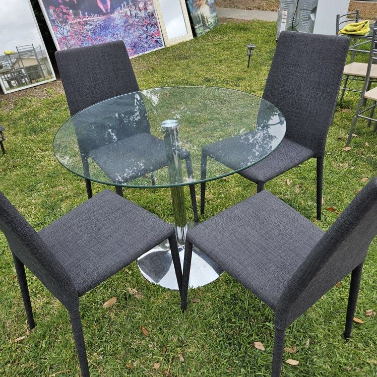 Dining Table Set