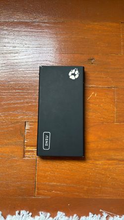 Inui portable charger