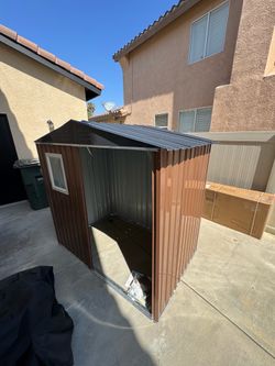 6x4 Metal Shed – Great Condition