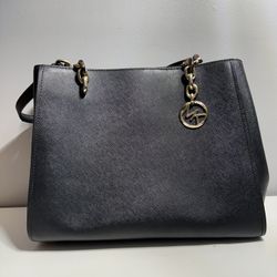 Michael Kors Hand Bag