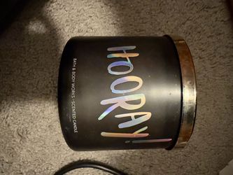 Bath & Body Works Hooray Scented Candle
