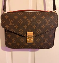 Authentic Louis Vuitton Monogram Pochette Métis M44875 Crossbody Bag – 2018